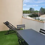 아파트 Superbe T2 Mezzanie, 200m Du Village Naturiste, Clim, Wifi, Piscine 아그
