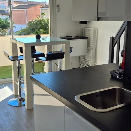 Apartment Superbe T2 Mezzanie, 200m Du Village Naturiste, Clim, Wifi, Piscine *