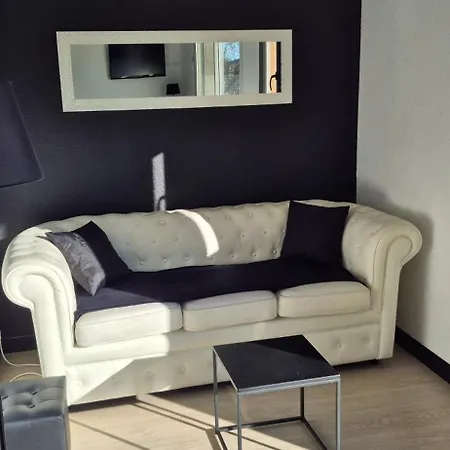 Apartment Superbe T2 Mezzanie, 200m Du Village Naturiste, Clim, Wifi, Piscine