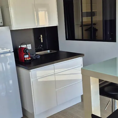 Superbe T2 Mezzanie, 200m Du Village Naturiste, Clim, Wifi, Piscine Appartement *
