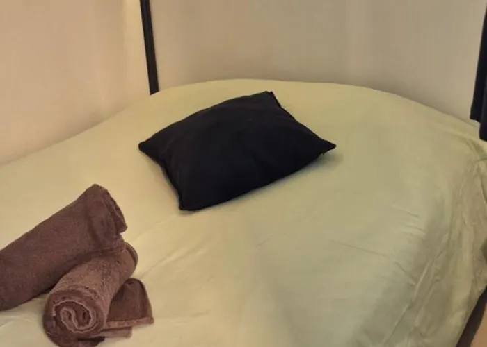 Superbe T2 Mezzanie, 200m Du Village Naturiste, Clim, Wifi, Piscine * Agde